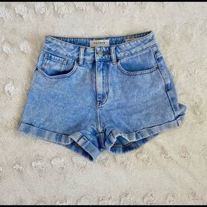 SOLD PacSun mom shorts Sz 24